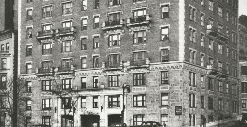 A historic photo of 410 Riverside Drive from 1910 with the original Juliet balconies.