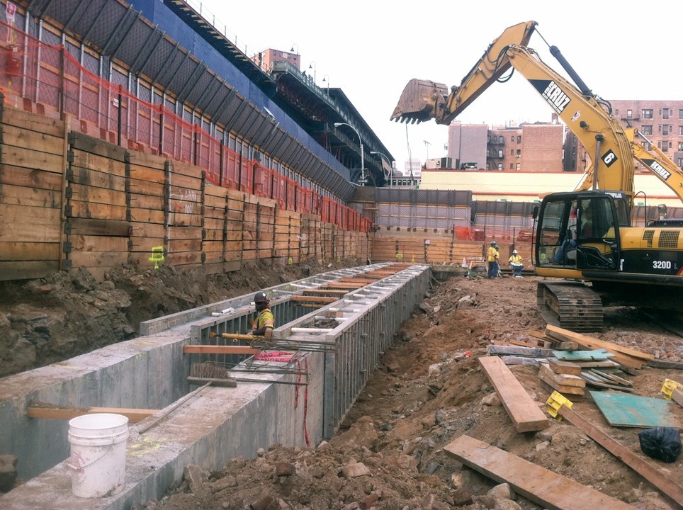 Columbia was recognized with a Diamond Engineering Excellence Award for the innovative engineering and construction techniques used during the below grade foundation project at the Manhattanville campus, which included a slurry wall.