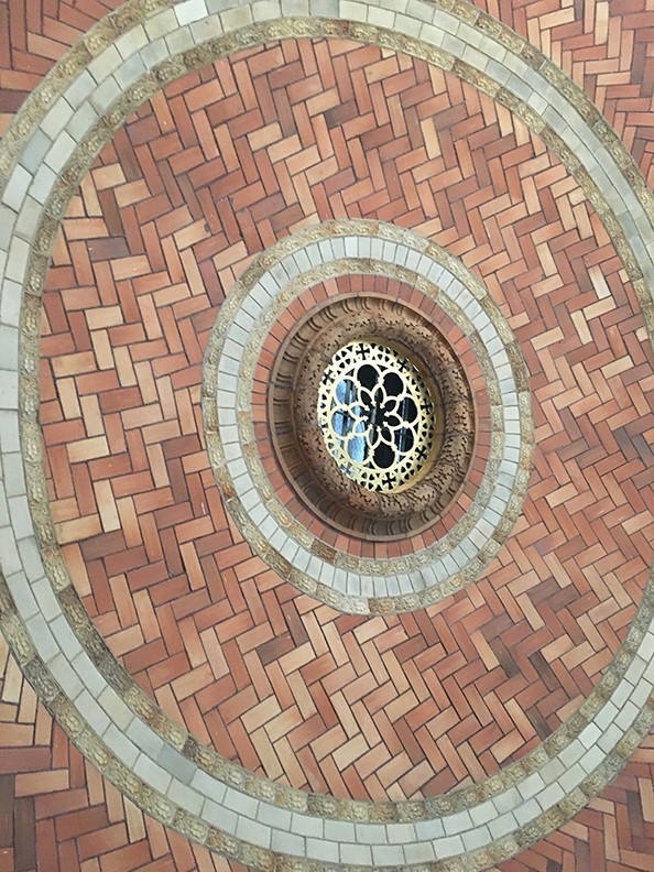 Close-up view of Guastavino tiles along the ceiling of St. Pauls' Chapel